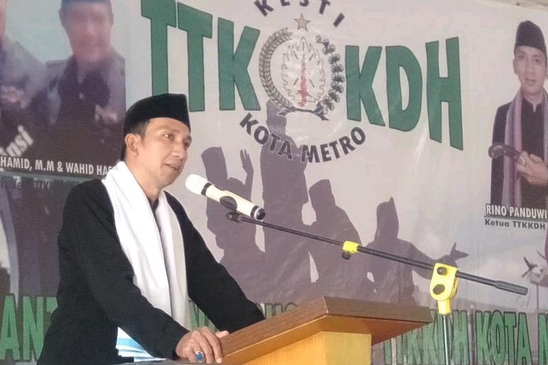 Dikukuhkan, Rino Panduwinata Resmi Jabat Ketua DPD KESTI TTKKDH Metro, 2019-2024 Dikukuhkan, Rino Panduwinata Resmi Jabat Ketua DPD KESTI TTKKDH Metro, 2019-2024