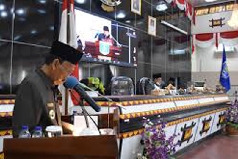Achmad-Pairin-Sampaikan-Jawaban-atas-Pandangan-Umum-Fraksi-Tentang-Lima-Raperda-Usulan-Pemkot-Metro-01 Achmad-Pairin-Sampaikan-Jawaban-atas-Pandangan-Umum-Fraksi-Tentang-Lima-Raperda-Usulan-Pemkot-Metro-01