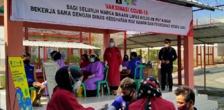 100 Orang Warga Binaan Lapas Way Kanan Terima Vaksinasi Covid-19 Dosis Pertama
