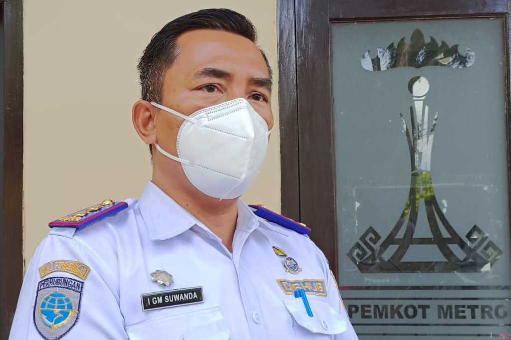 Kejar Target Metro Terang, Dishub Metro Gencar Perbaiki PJU Rusak Kejar Target Metro Terang, Dishub Metro Gencar Perbaiki PJU Rusak