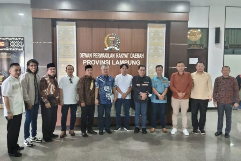 DPRD Lampung Terima Kunjungan Kerja Legislator DKI Jakarta DPRD Lampung Terima Kunjungan Kerja Legislator DKI Jakarta