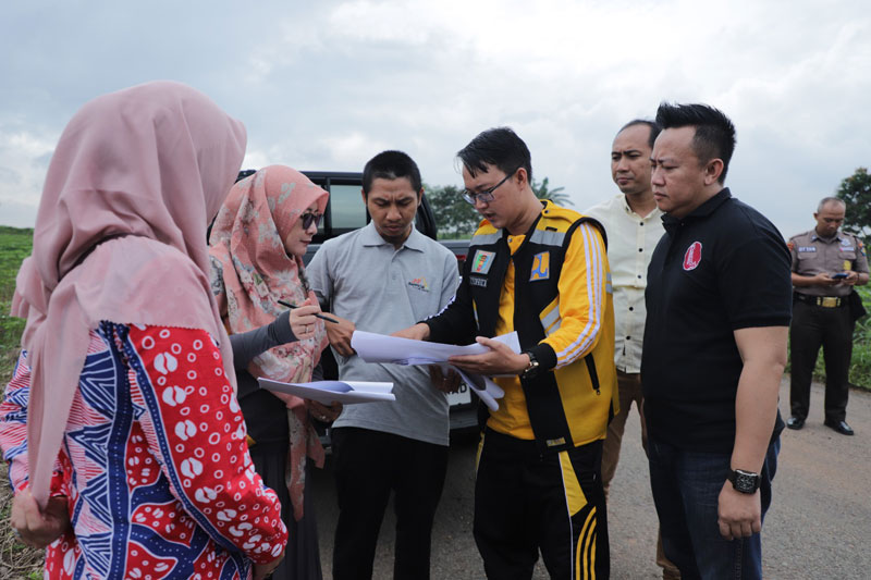 Unila dan Pemprov Lampung Tinjau Lahan Calon Kampus II Unila di Kota Baru Unila dan Pemprov Lampung Tinjau Lahan Calon Kampus II Unila di Kota Baru