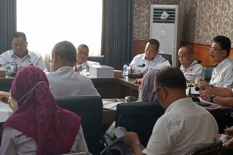 DPRD Lamsel Minta Dinkes Serius Tangani Pelayanan BPJS Kesehatan PBI DPRD Lamsel Minta Dinkes Serius Tangani Pelayanan BPJS Kesehatan PBI