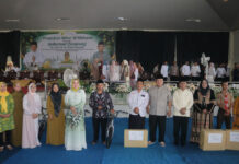 Hadiri Pengajian Akbar di Mesuji, Gubernur Arinal Ajak Masyarakat Ciptakan Kehidupan yang Harmonis dan Religius Hadiri Pengajian Akbar di Mesuji, Gubernur Arinal Ajak Masyarakat Ciptakan Kehidupan yang Harmonis dan Religius