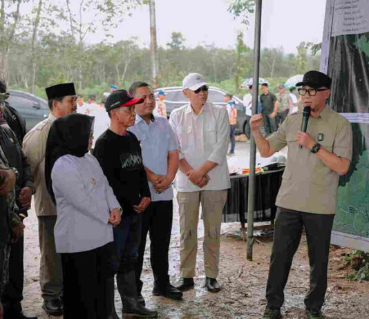 Groundbreaking Jalan Brabasan–Wiralaga, Gubernur Mirza Minta Konstruksi Bertahan 15 Tahun