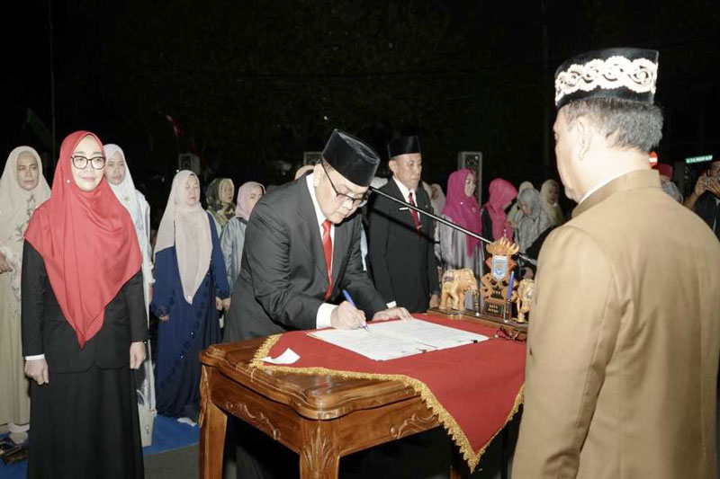 Lima Pejabat Eselon II Dilantik, Wali Kota Metro Tekankan Integritas dan Pelayanan Publik 01 Lima Pejabat Eselon II Dilantik, Wali Kota Metro Tekankan Integritas dan Pelayanan Publik 01